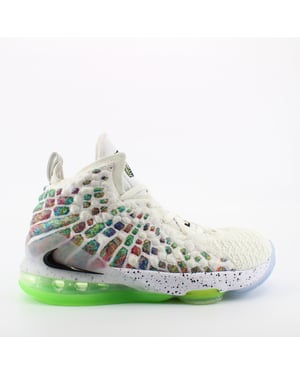 Nike Lebron XVII White Textile Schnürung Juniors Trainer BQ5594 100