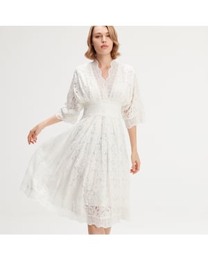 Spitzenkleid mit Kimonoärmeln
