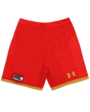 Under Armour Az Alkmaar rot ausgestattete Herrenabwärts -Fußball -Shorts 1294987 601