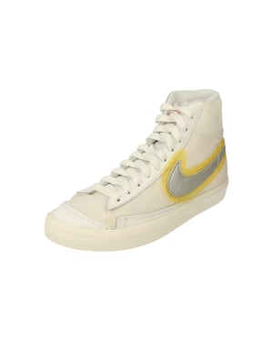 Nike Blazer Mid Vntg 77 Frauen Weiß Turnschuhe