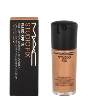 MAC Studio Fix Fluid Foundation SPF15.