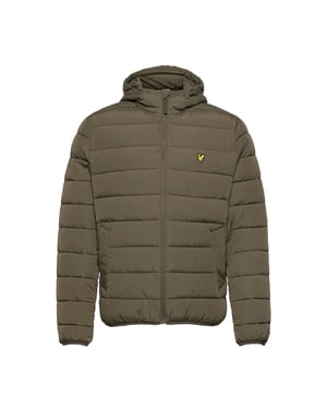 Bleiben Sie mit der leichten Pufferjacke von Lyle & Scott vor den Elementen geschützt. Die leichte Pufferjacke mit regulärer Passform aus strapazierfähigem und weichem Polyester und verstellbarer Kapuze ist die perfekte Übergangsjacke für jedes Wetter.