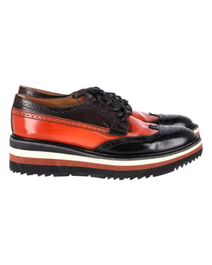 Prada Flatform Derby Brogue Schnürschuh aus schwarzem Leder