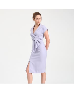 Drapiertes, asymmetrisch geschnittenes Kleid