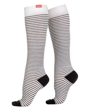 VIM&VIGR - Baumwollsocken mit abgestufter Kompression 30-40 mmhg für Männer & Frauen - Creme & Schwarz