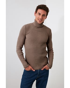 Trendyol Hommes Col roulé  Corps conique Chandail