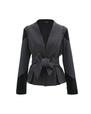 Blazer aus Bi-Material und geknoteter Gürtel