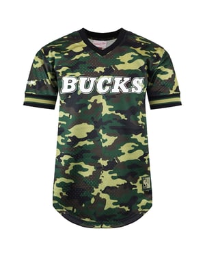 Mitchell & Ness Milwaukee Bucks Mens T-Shirt