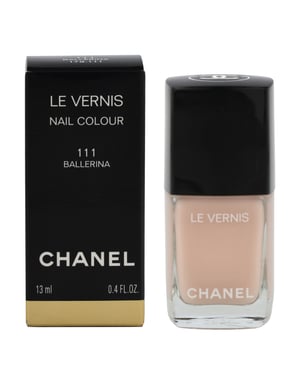 Chanel Le Vernis Longwear Nail Colour.