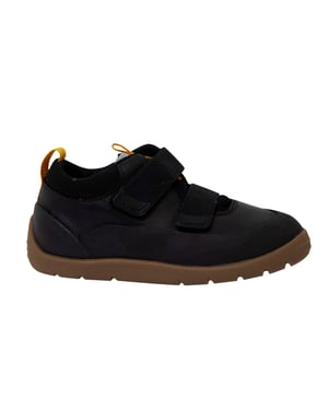 Clarks spielen Wanderer Kinder schwarze Trainer