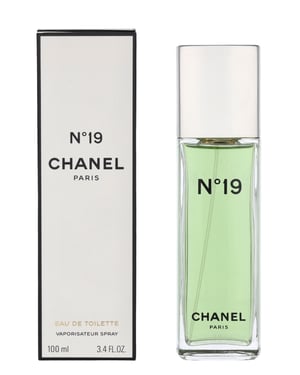 Chanel No 19 Edt Spray.