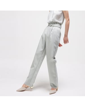 Karottenhose mit Gürtel