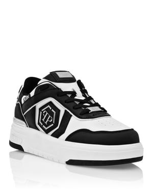 Sneaker Predator