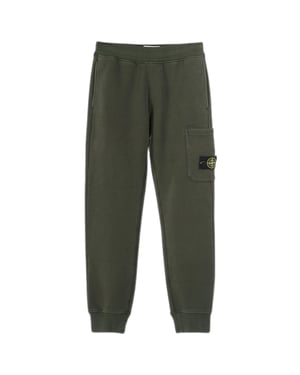 Grüne Jogginghose mit Taschenaufnäher von Stone Island