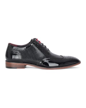 Justin Reess Herren-Brogue-Schuhe aus schwarzem Lackleder – Flynn