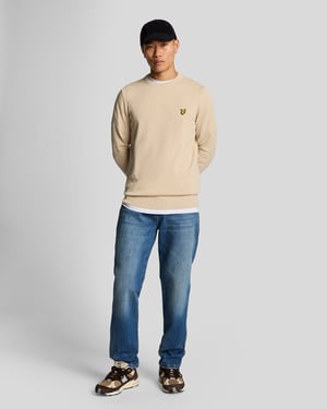 Lyle & Scott – Tapered-Jeans in normaler Passform – Blau