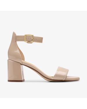 Ezoria Mae Sandalen aus patentiertem Leder