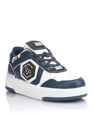 Low-Top Sneakers Sk8R