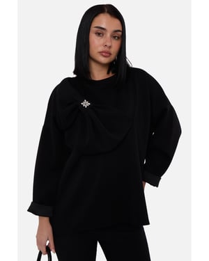 Schwarzes Pullover-Top mit kontrastierender Schleife in Übergröße