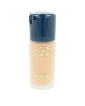 Studio Radiance Serum Angetriebene Grundierung #nc25 30 ml
