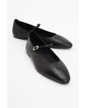 Lara Leder Mary Jane Flache Schuhe