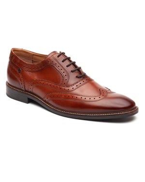 Base London Clarence Brogue Leder Herren Schnürschuhe in verbrannten Tan