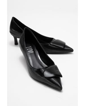 Briana Schnalle Spitzer Zehenbereich Pumps (Damen)