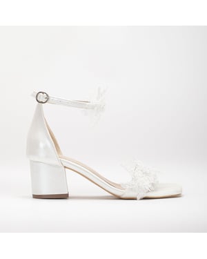 Flora Lace Bridal Niedrig Absatz Sandalen