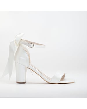 Noelle Bridal Heeled Sandalen with Ribbon