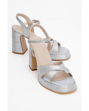 Yvonne Plateau-Sandalen