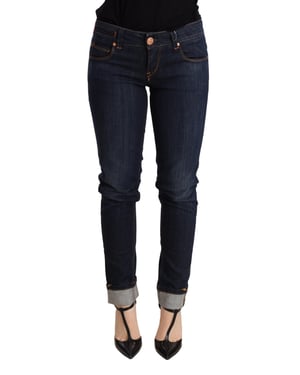 Acht Skinny Jeans Dunkler Waschen