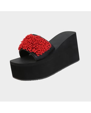 Rote Korallen-Sandalen-Flip-Flops, schwarz