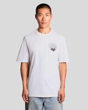 Brustgrafik T-Shirt