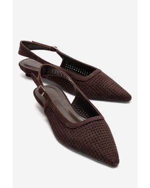 Aviva Slingback Spitzer Zehen Pumps