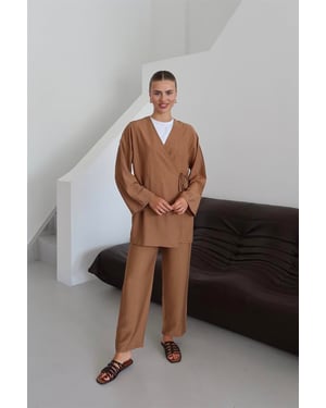 Knitterlook Textured Kimono Anzug Braun
