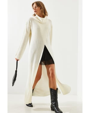Strukturierter Rollkragen-Maxikleid mit Schlitz