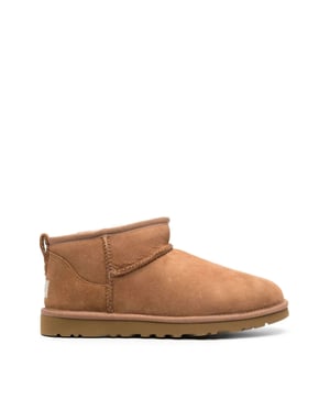 Klassische Ultra-Mini-Stiefel