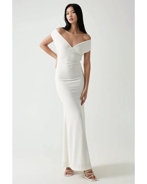 Maxikleid mit Herzkragen