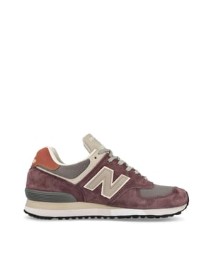 576 Made in UK Underglazed Sneakers