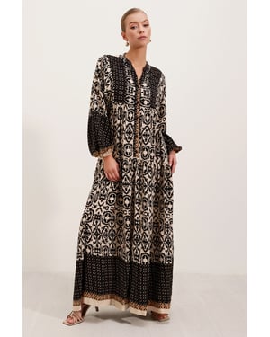 Gemustertes V-Ausschnitt Maxikleid