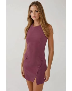 Tailliertes Mini-Kleid mit Rundhalsausschnitt und Knöpfen