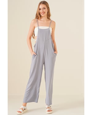 Bequemer weit geschnittener Jumpsuit mit quadratischem Kragen