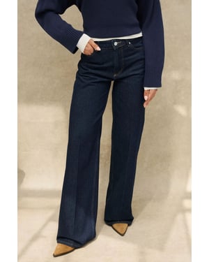 Weite Denim Jeans mit rohem Saum