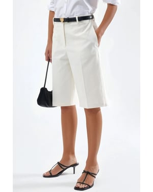 Gerade geschnittene Bermuda-Shorts (ohne Gürtel)
