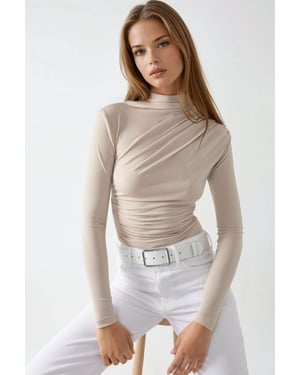 Bluse mit hohem Kragen und Drapierungsdetails