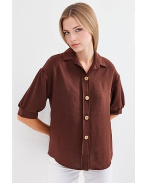 Übergroßes Crepe-Shirt mit Knopfverschluss