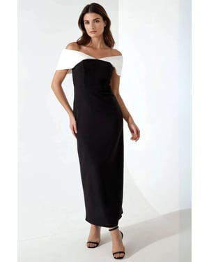 Farbenfrohes Blockmaxikleid mit Herzkragen