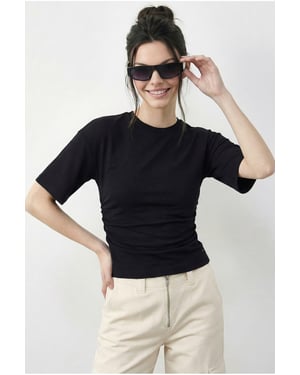 Regulär geschnittenes Rundhals-T-Shirt