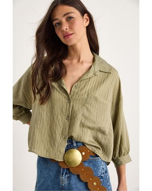 Strukturierter gestreifter Cropped Shirt mit Knopfverschluss und Tasche