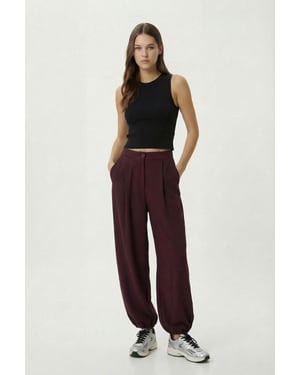 Hochtaillierte plissierte Salwar-Hosen